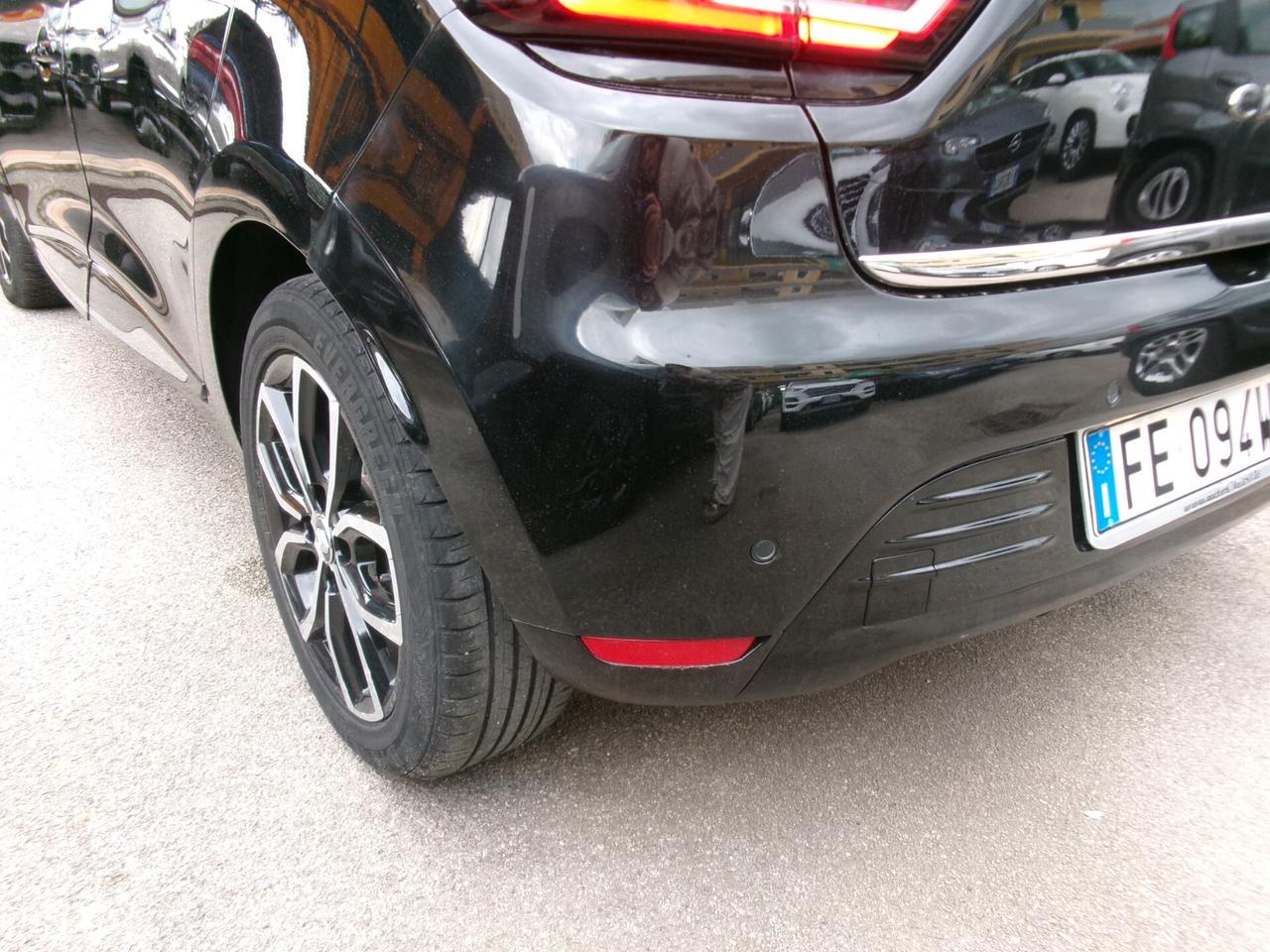 Renault Clio 1.5 DCI 90CV E6 ENERGY INTENS EDC CAMBIO AUTOMATIC