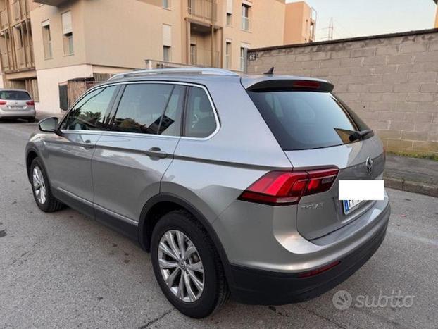 VOLKSWAGEN Tiguan 1.4 TSI Business BlueMotion Te