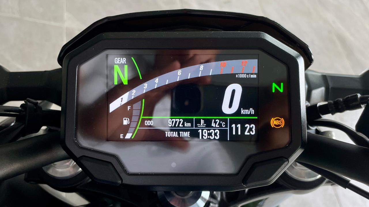 KAWASAKI Z650 MONOPOSTO 68 CV - FULL LED, STRUMETAZIONE DIGITALE