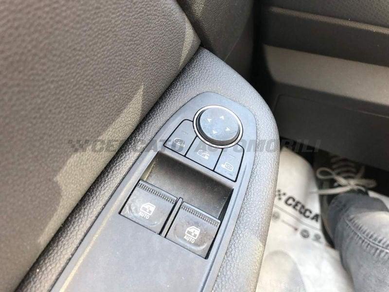 Renault Clio V 2019 1.0 tce Intens 100cv
