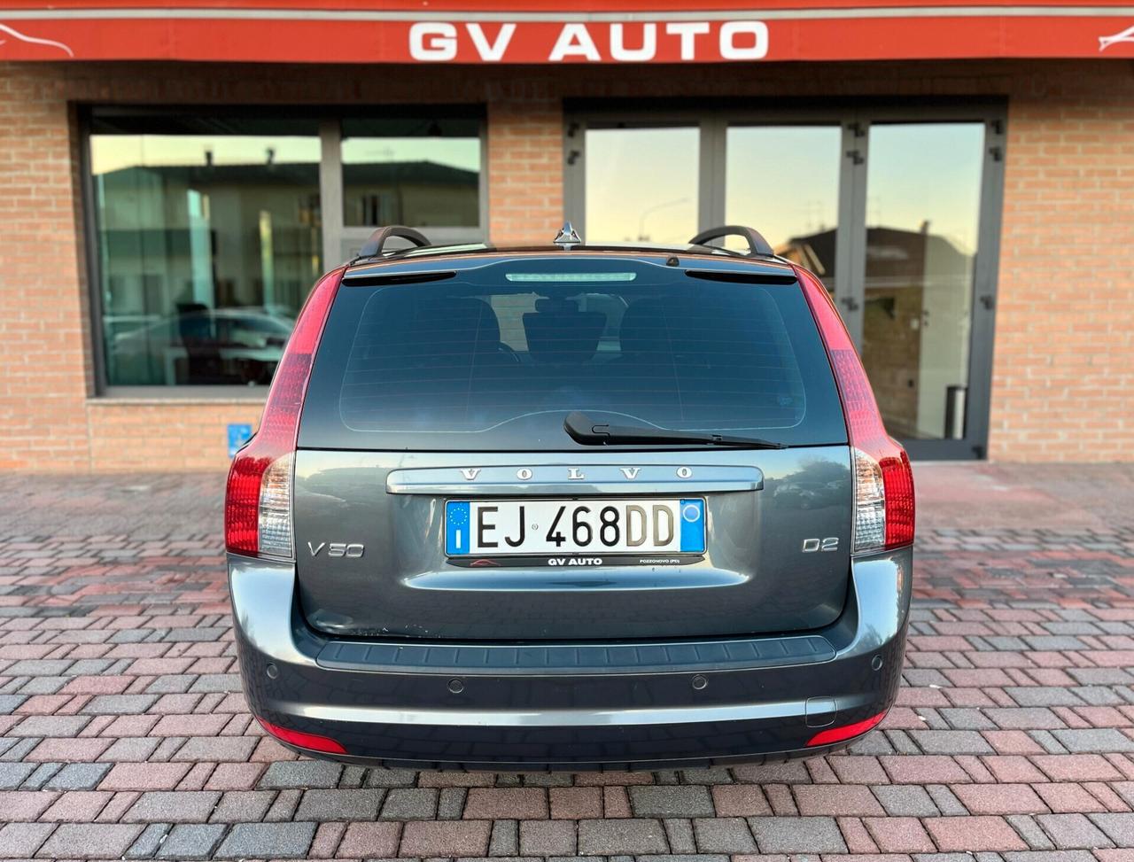 Volvo V50