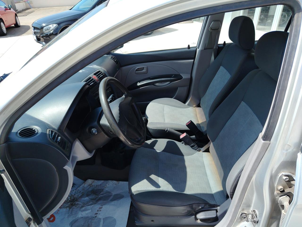 Kia Picanto 1000 Neopatentati