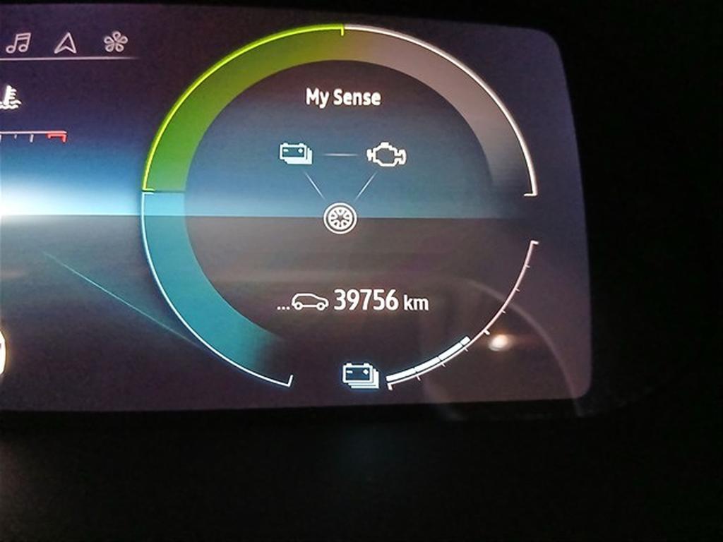 Renault Arkana 1.6 E-TECH Hybrid Techno Auto