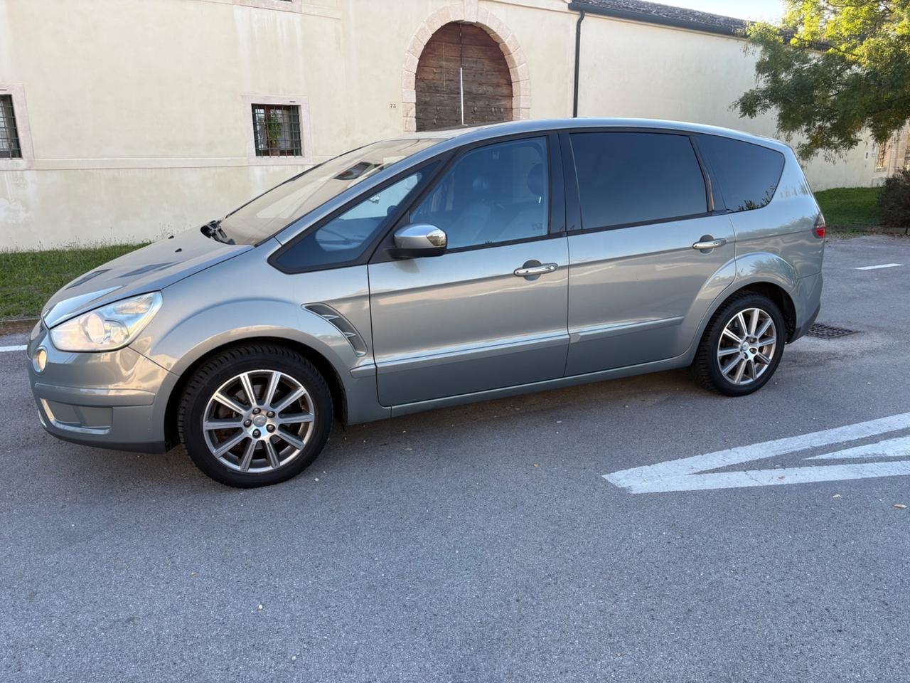 Ford S-Max 2.0 TDCi Titanium 7 posti gancio t