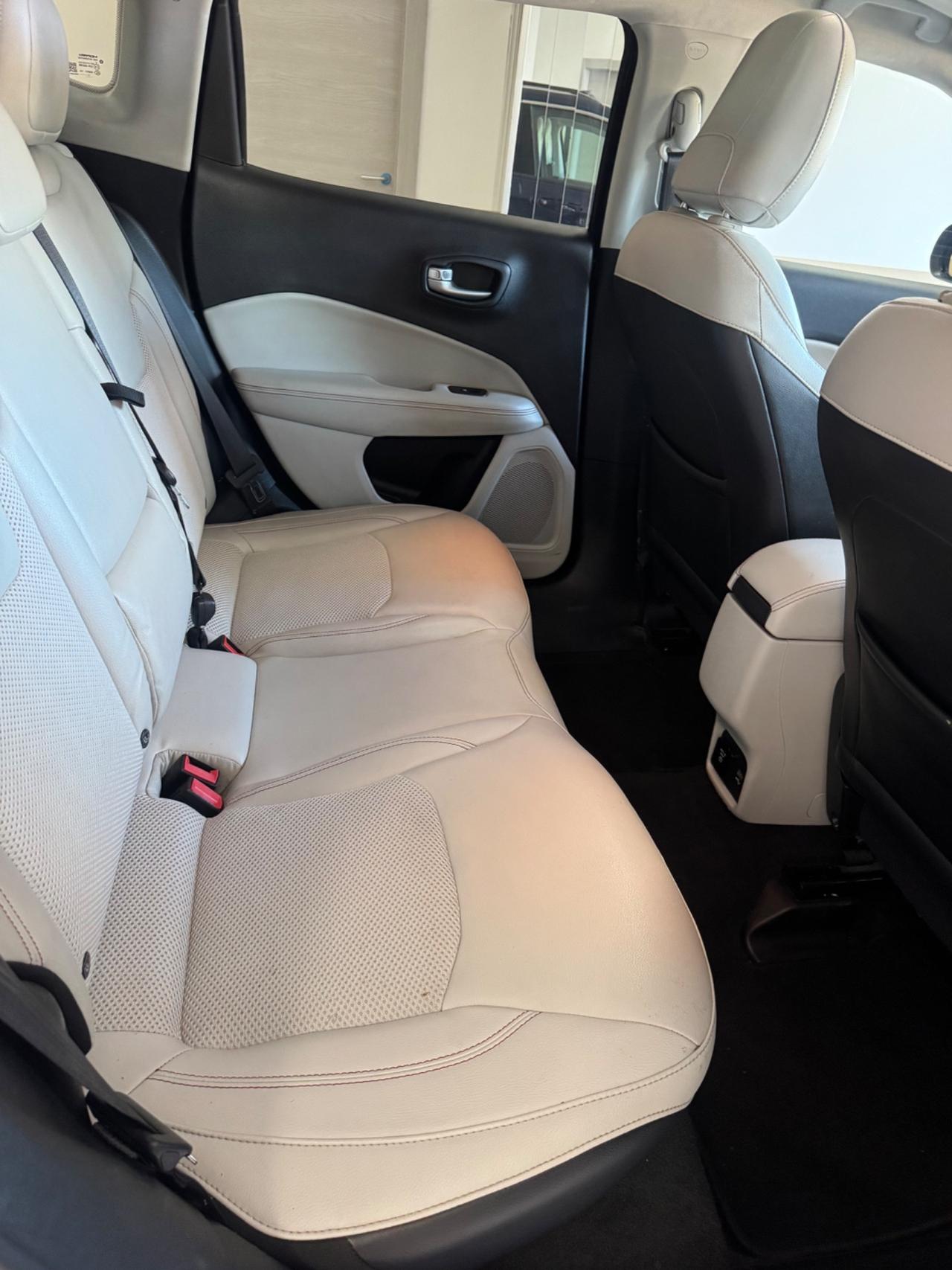 Jeep Compass 1.6 MJT 120 CV 2018 – 157.000 km Panoramico