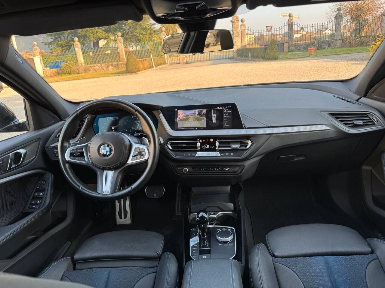 Bmw 118 118d 5p. Msport