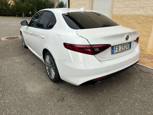 Alfa Romeo Giulia Giulia 2.2 t Business 160cv auto my19