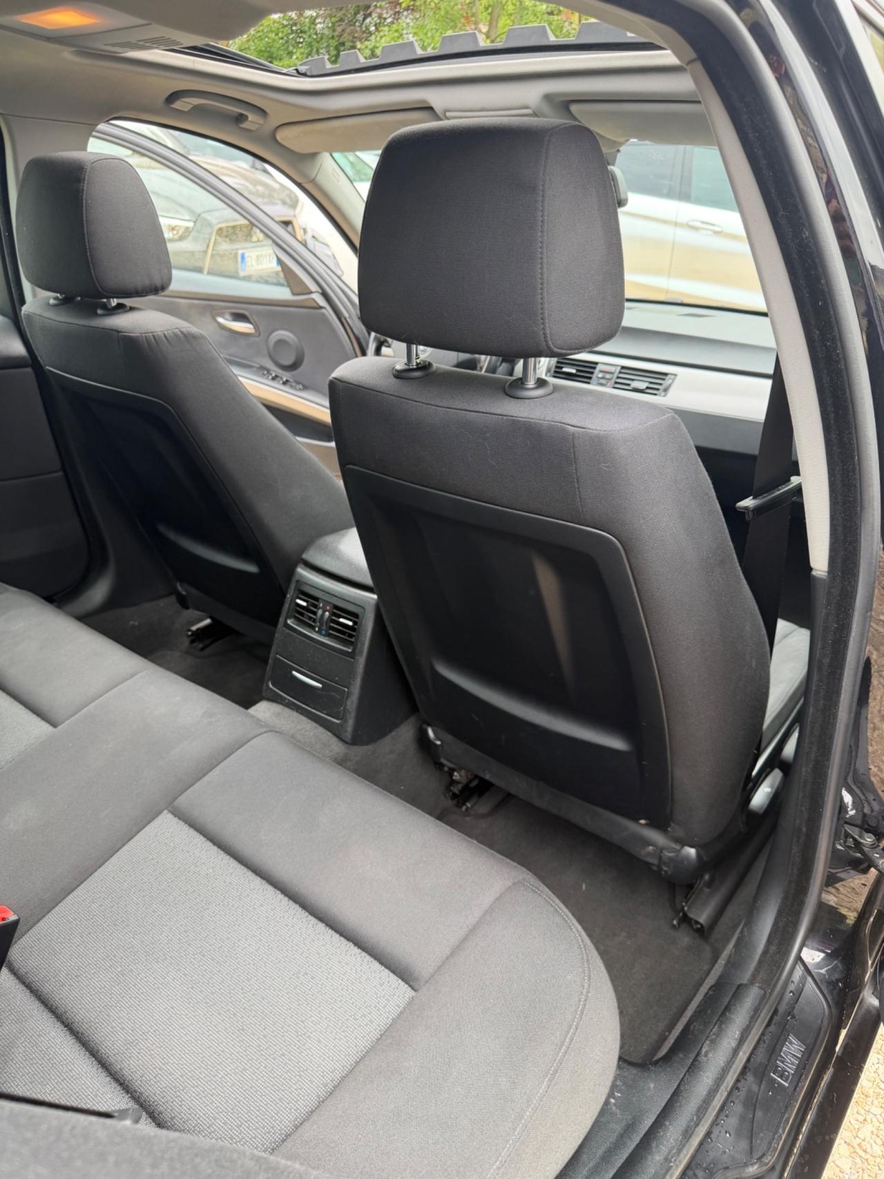 Bmw 320d FUTURA ASI TETTO KMCERT GARANZ UNICOPR