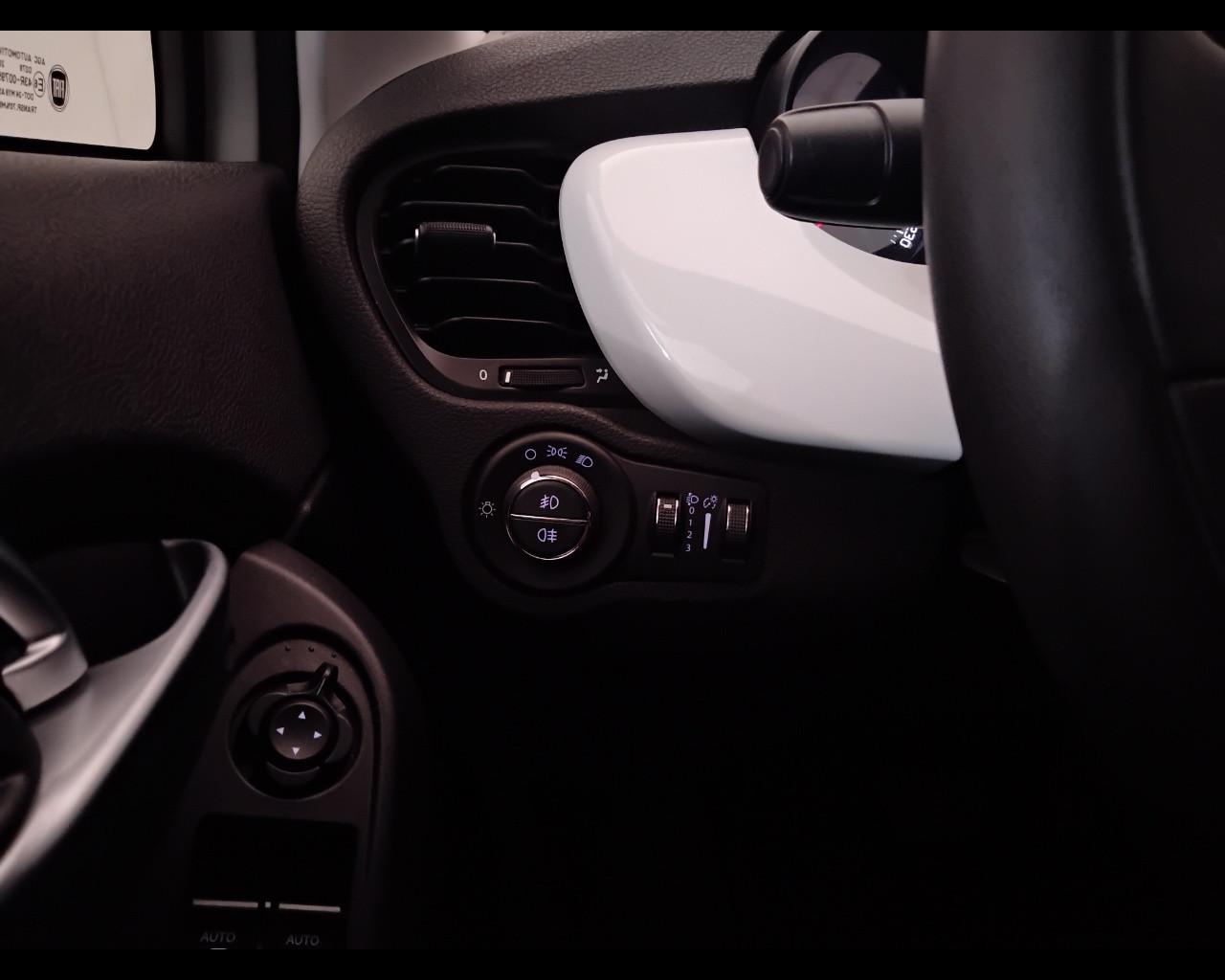 FIAT 500 X 2015 - 500X 1.6 mjt Lounge 4x2 120cv dct