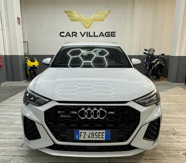 Audi RS Q3 quattro S tronic