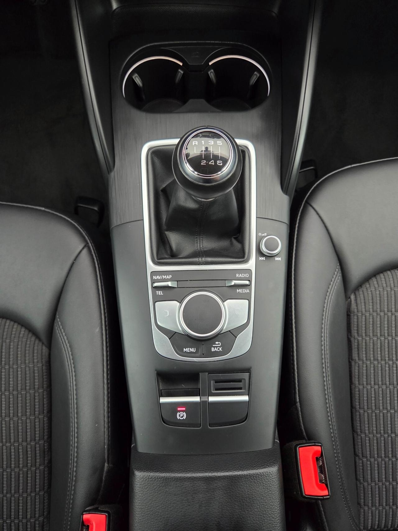 Audi A3 Sedan 1.0 TFSI Design 116cv