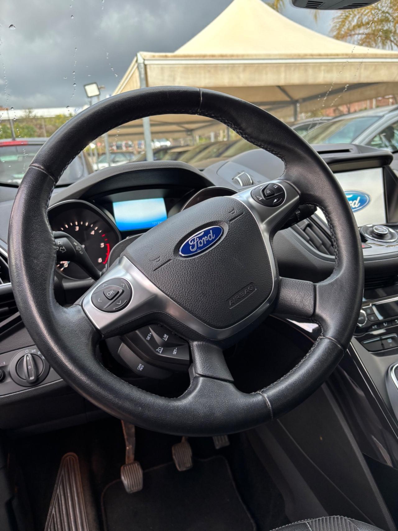 Ford Kuga 2.0 TDCI 150 CV S&S 2WD Titanium