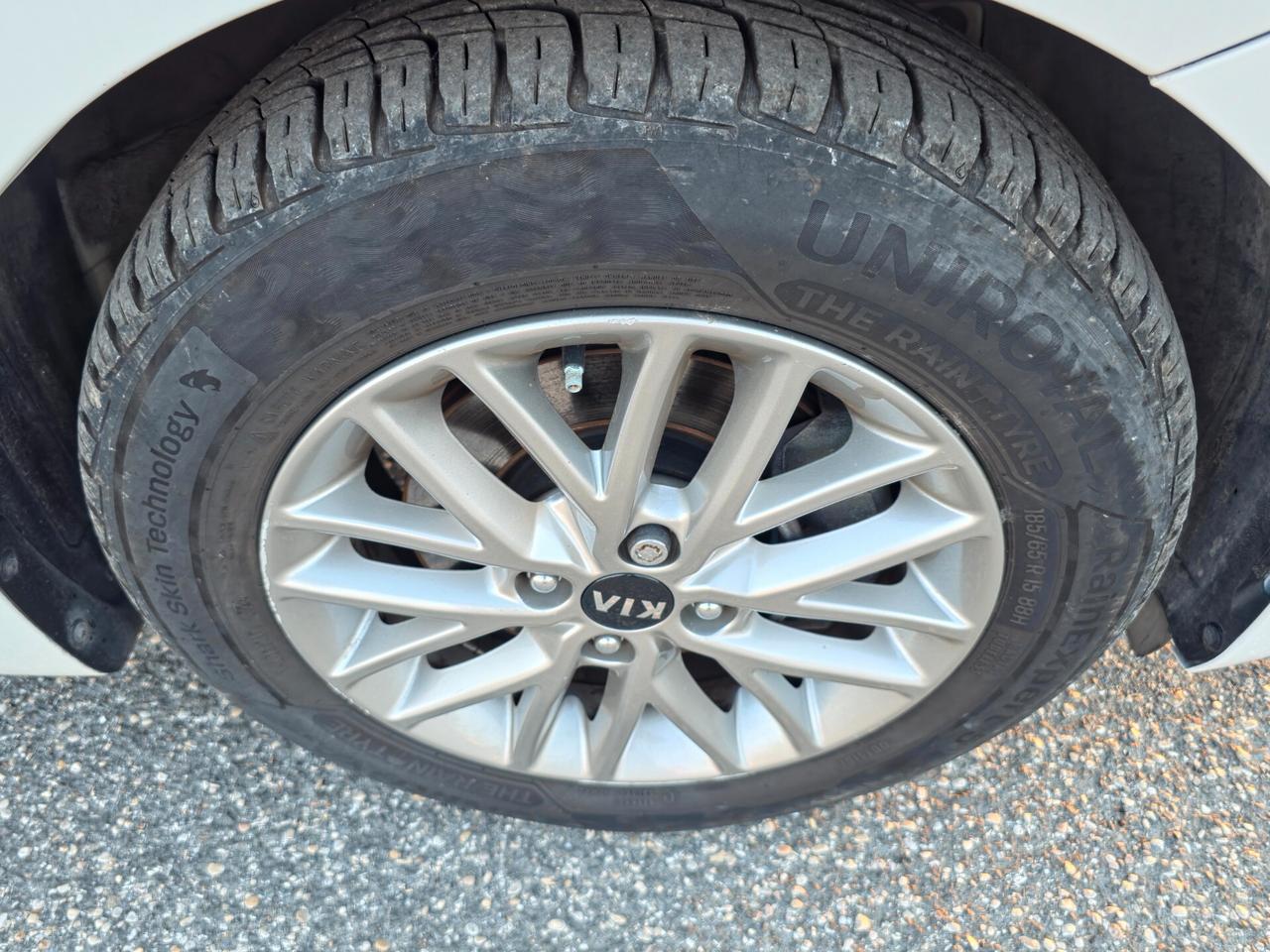 Kia Rio 1.0 T-GDi 100 CV MHEV iMT GT Line 2021-E6 Manuale NEO