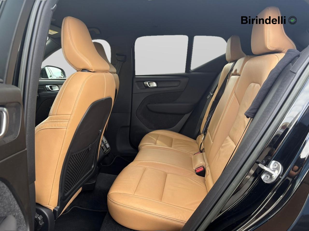 VOLVO XC40 (2017-->) - XC40 T3 Geartronic Inscription