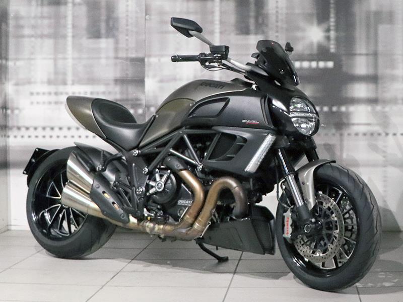 Ducati Diavel 1200