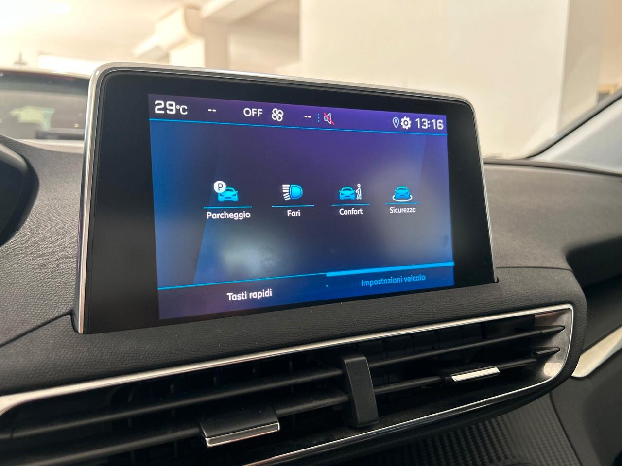 Peugeot 3008 BlueHDi 130 S&S Active Pack