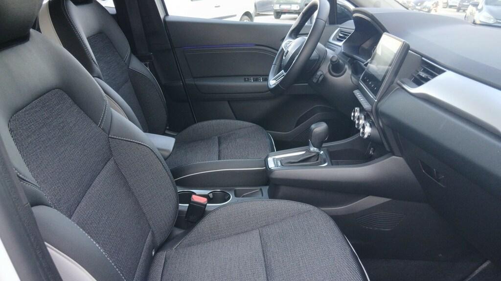 Renault Captur 1.6 Hybrid Techno E-Tech Auto