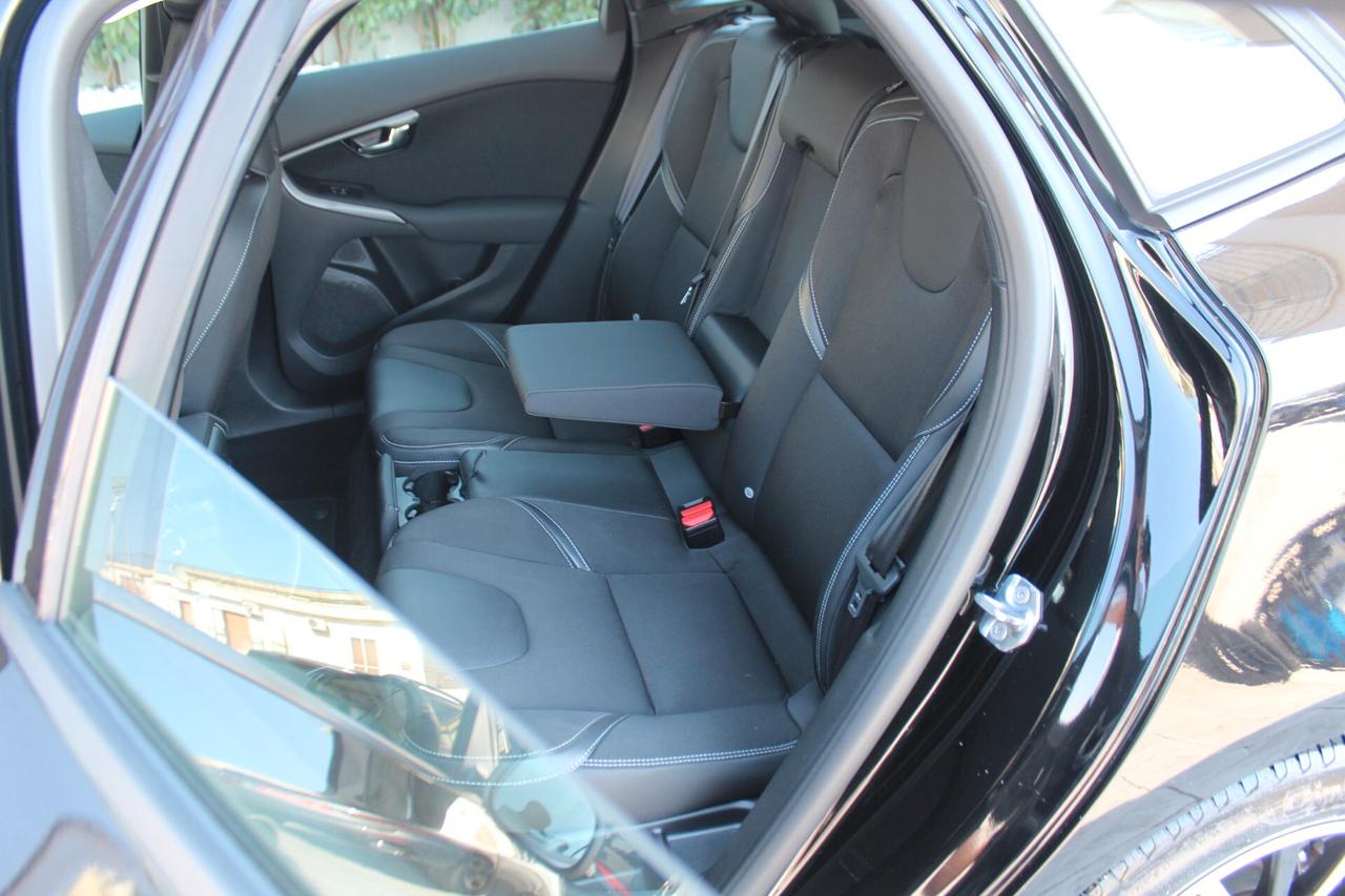 Volvo V40 D2 Business
