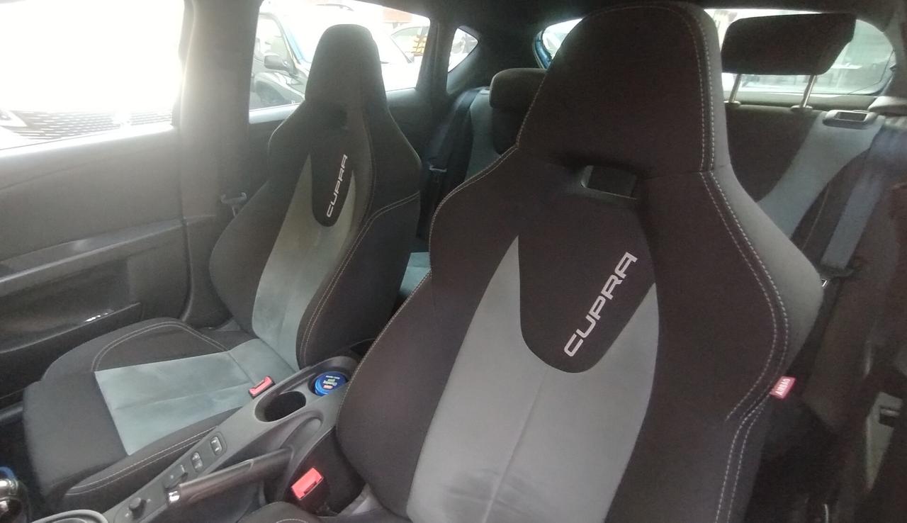 Seat Leon 2.0 TSI Cupra R