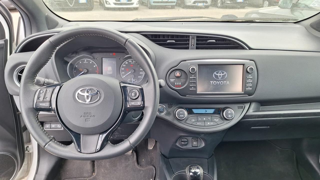 Toyota Yaris 1.0 Lounge SOLO KM 38MILA