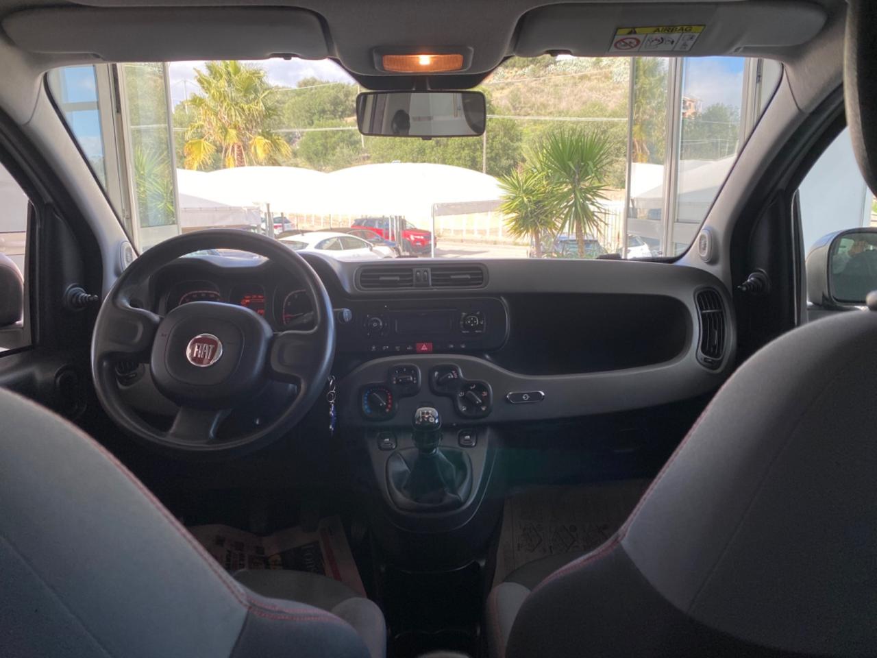 Fiat Panda 1.2 69cv LOUNGE DA VETRINA2017