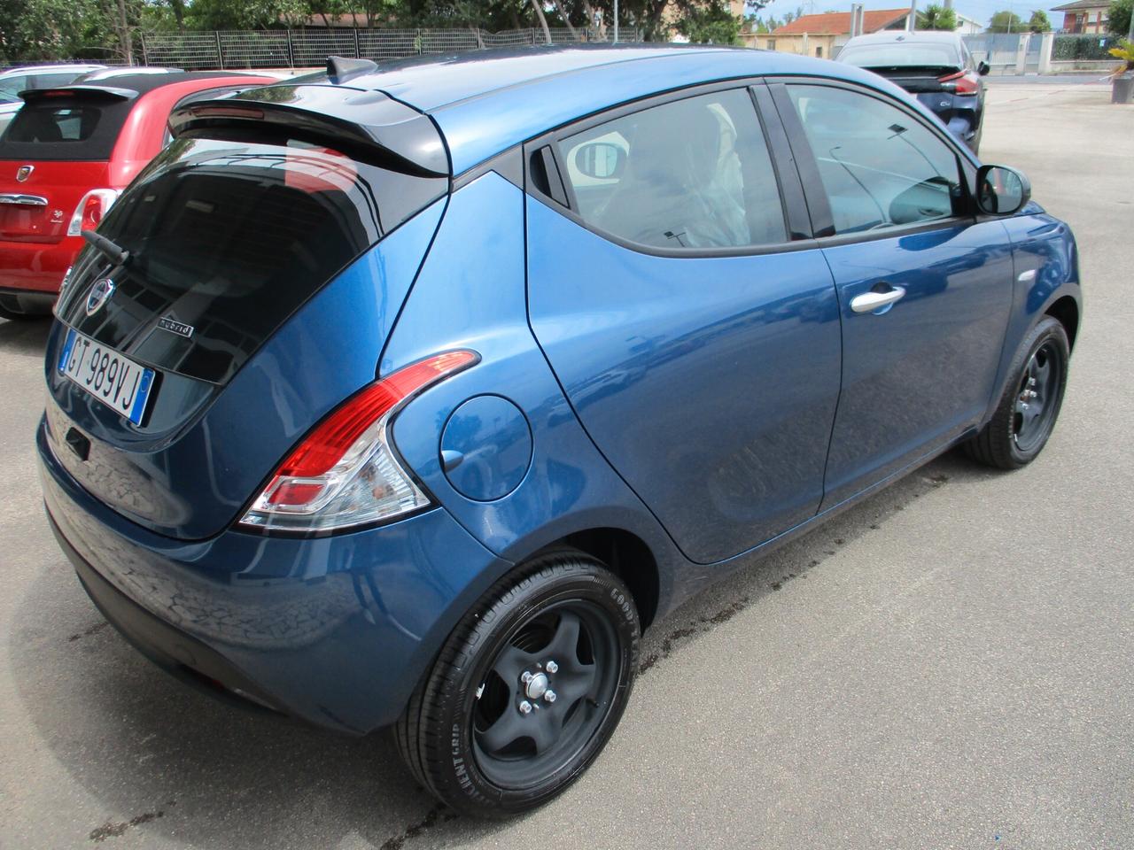 Lancia Ypsilon 1.0 FireFly 5 porte S&S Hybrid Gold Plus