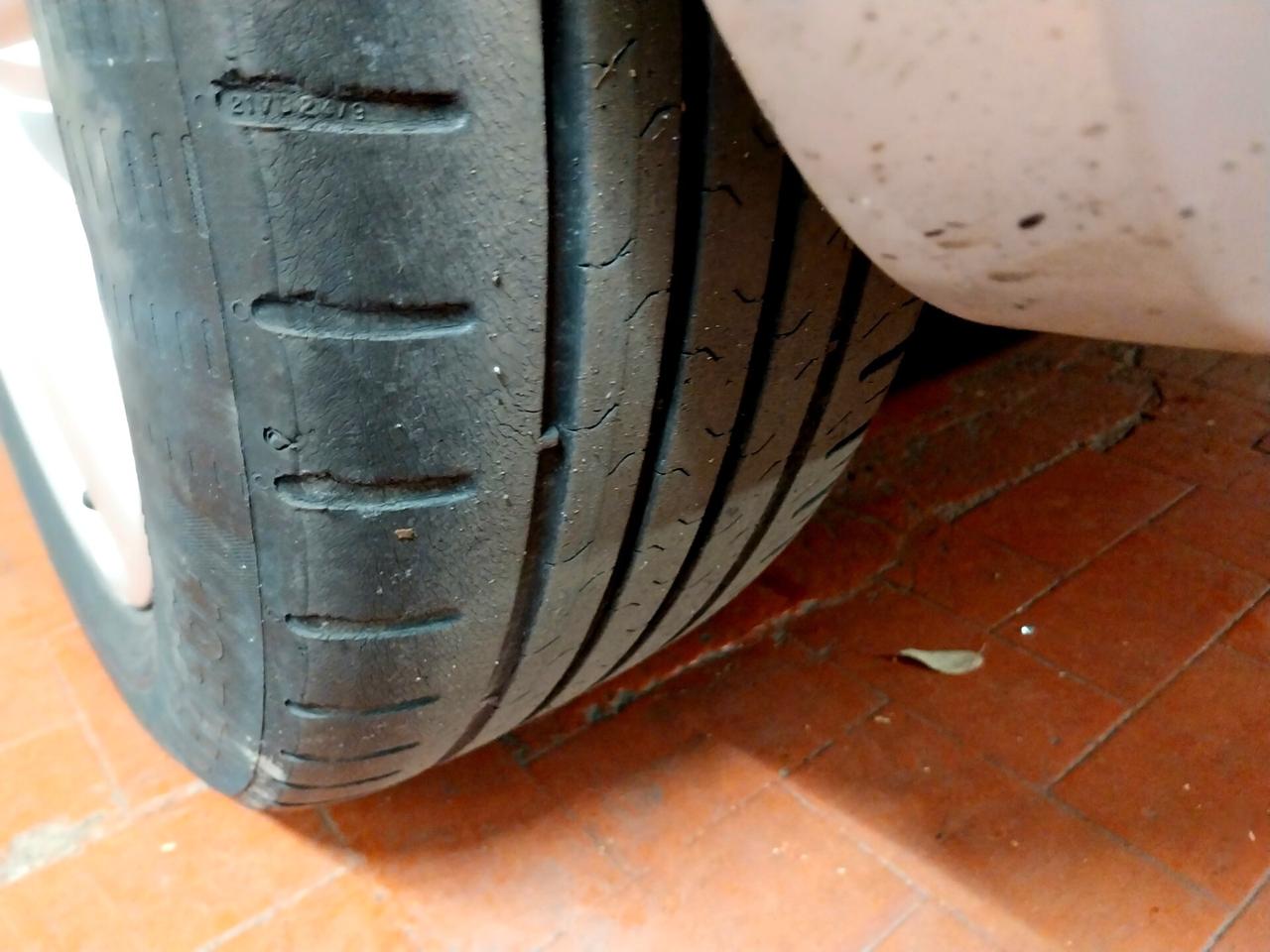 Opel Adam 1.2 70 CV Jam