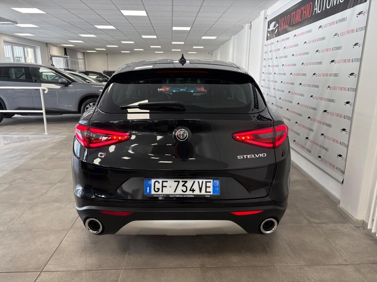 Alfa Romeo Stelvio 2.2 Turbodiesel 190 CV AT8 Q4 ,Solo 17000 KM !