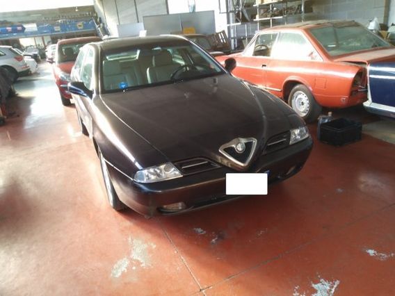ALFA ROMEO 166 2.4 JTD cat Distinctive