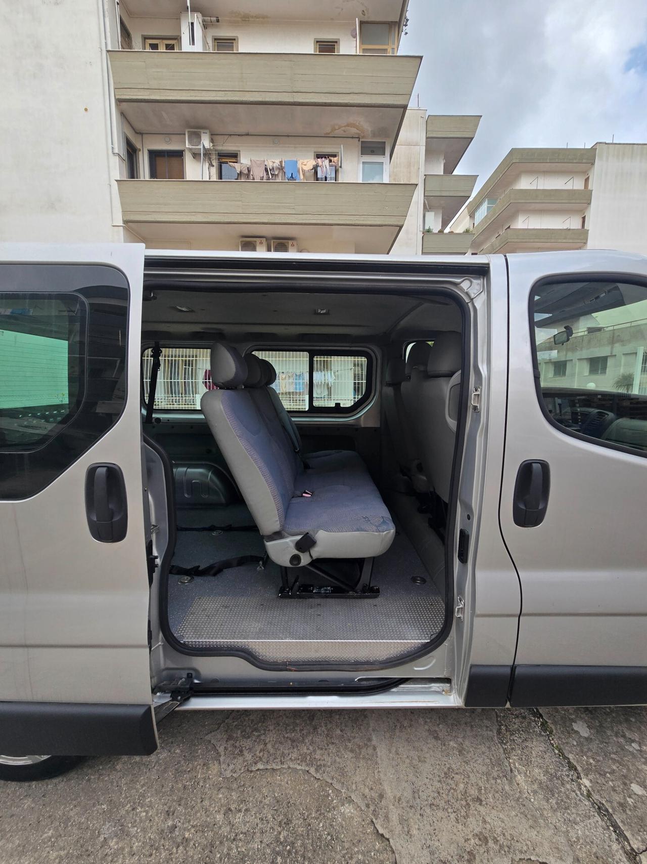 Nissan Primastar C29 1.9 dCi/100 PL Combi L