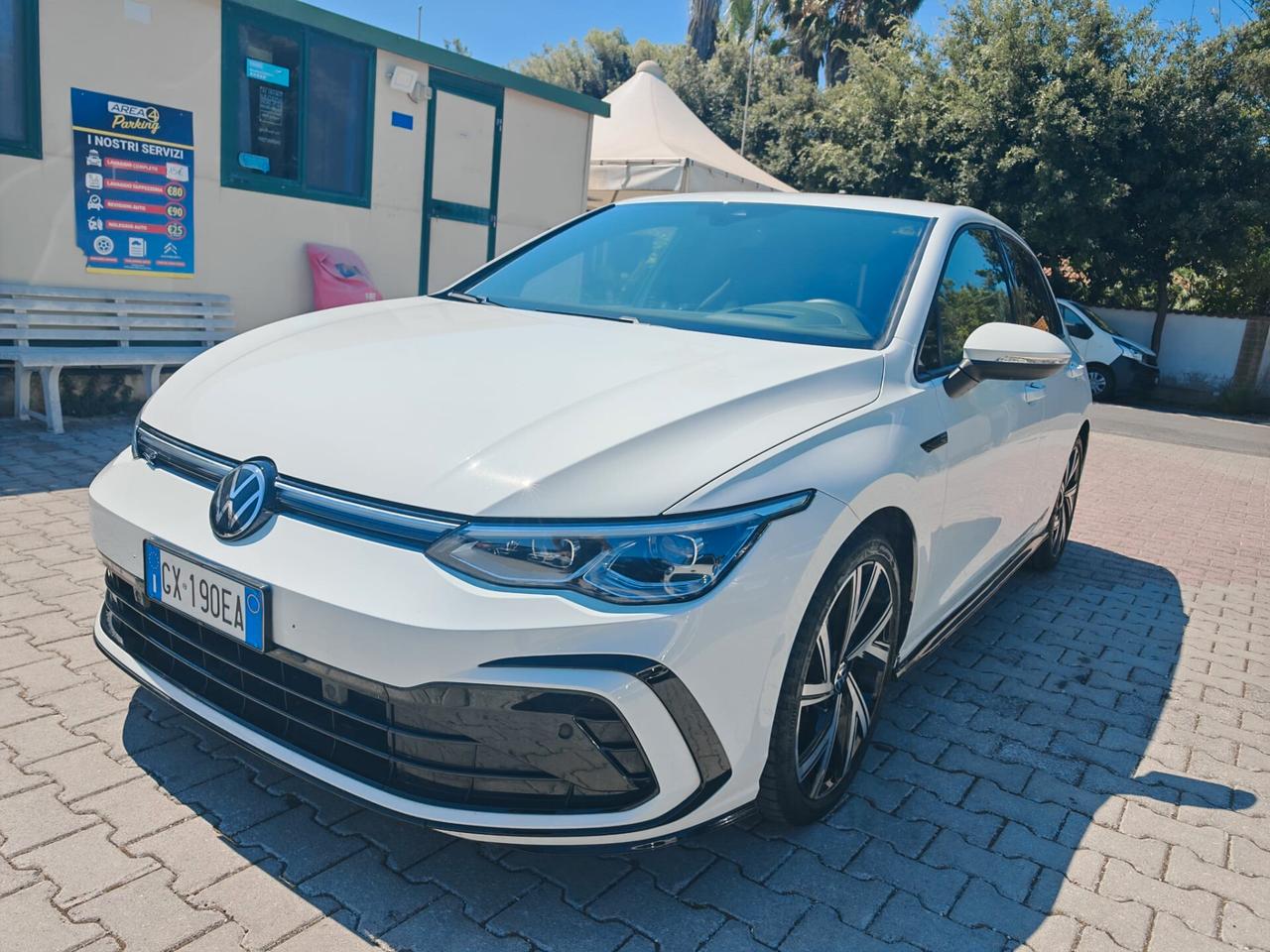 Volkswagen Golf 1.5 eTSI 150 CV EVO ACT DSG R-Line