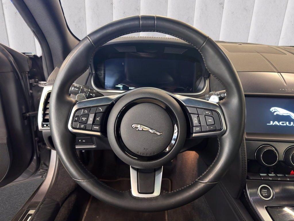 JAGUAR F-Type (X152) JAGUAR 2.0 au Coupé R-Dynamic del 2022