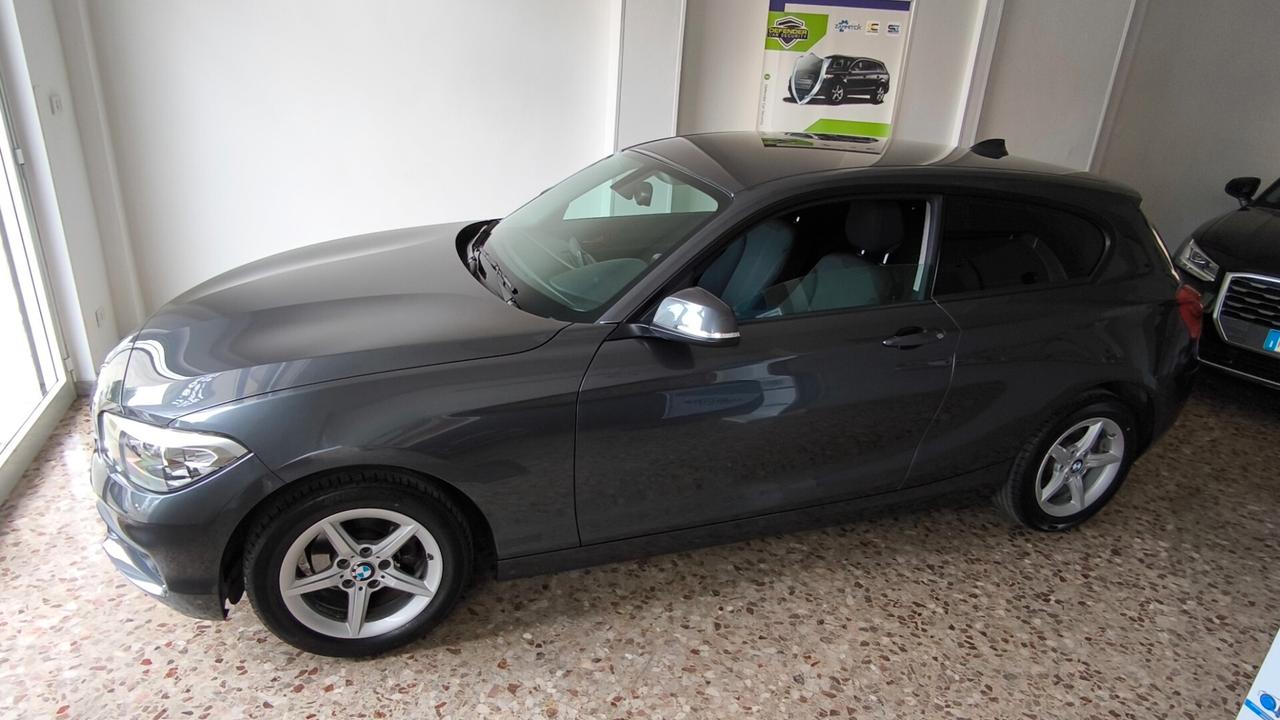 Bmw 116 116d 3p. Sport