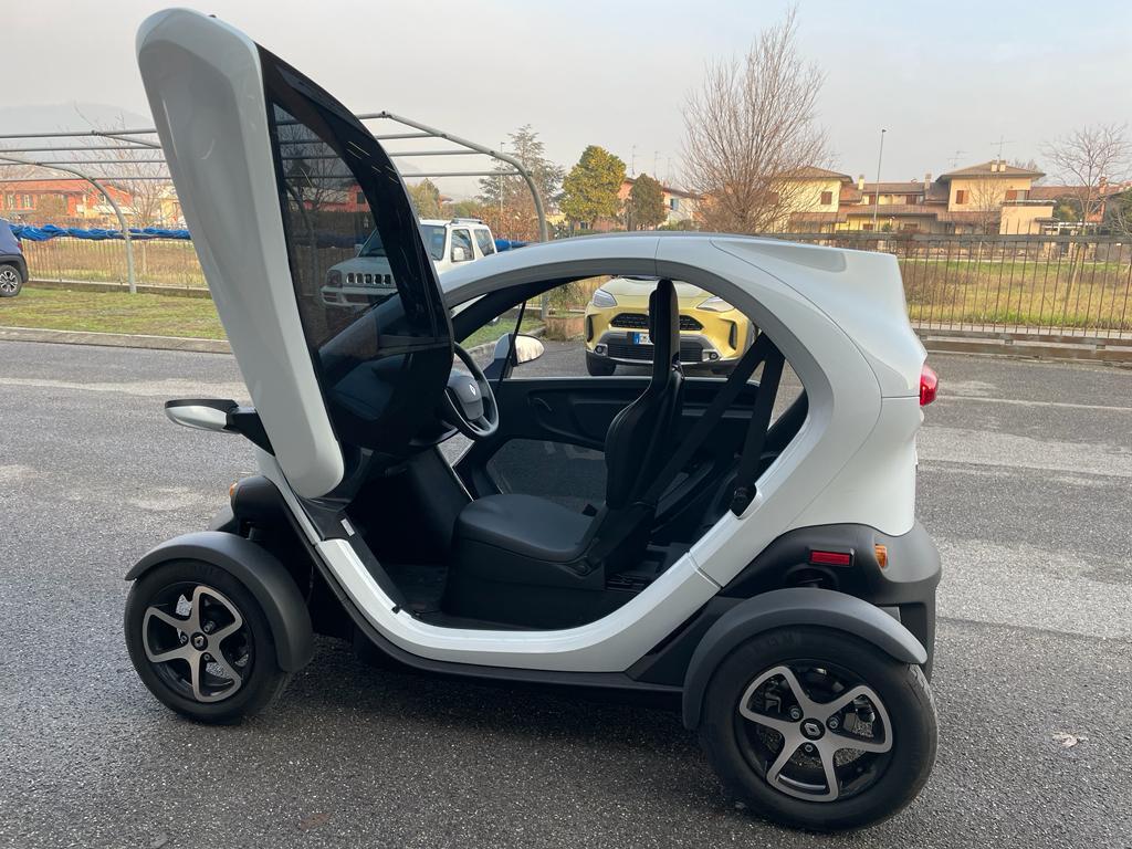 Renault Twizy 80