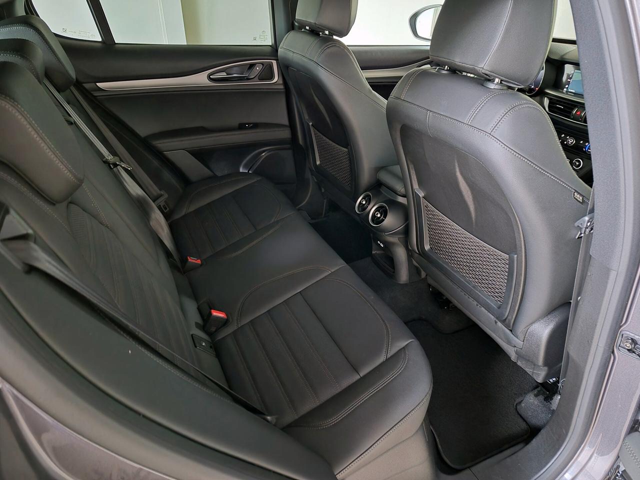 Alfa Romeo Stelvio VELOCE Q4 AT8 2.2 MTJ 210CV TOTAL BLACK C20"