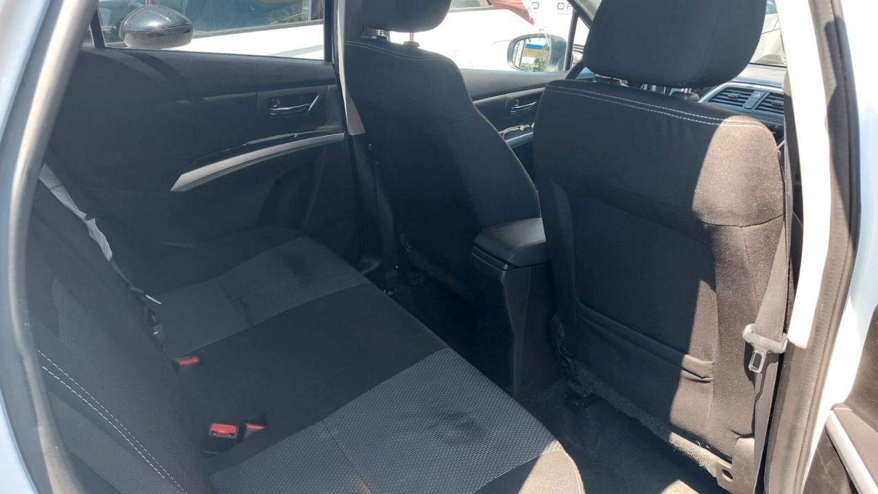 Suzuki S-Cross 1.6 DDiS Top