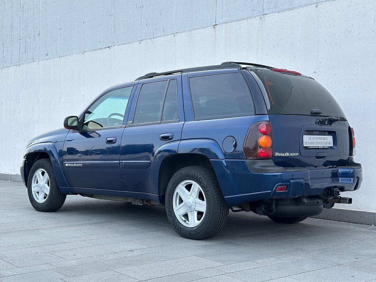 Chevrolet Trailblazer 4.2 L6 LTZ