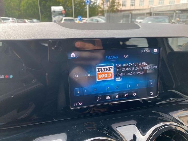 Mercedes-Benz GLA 180 d Business auto