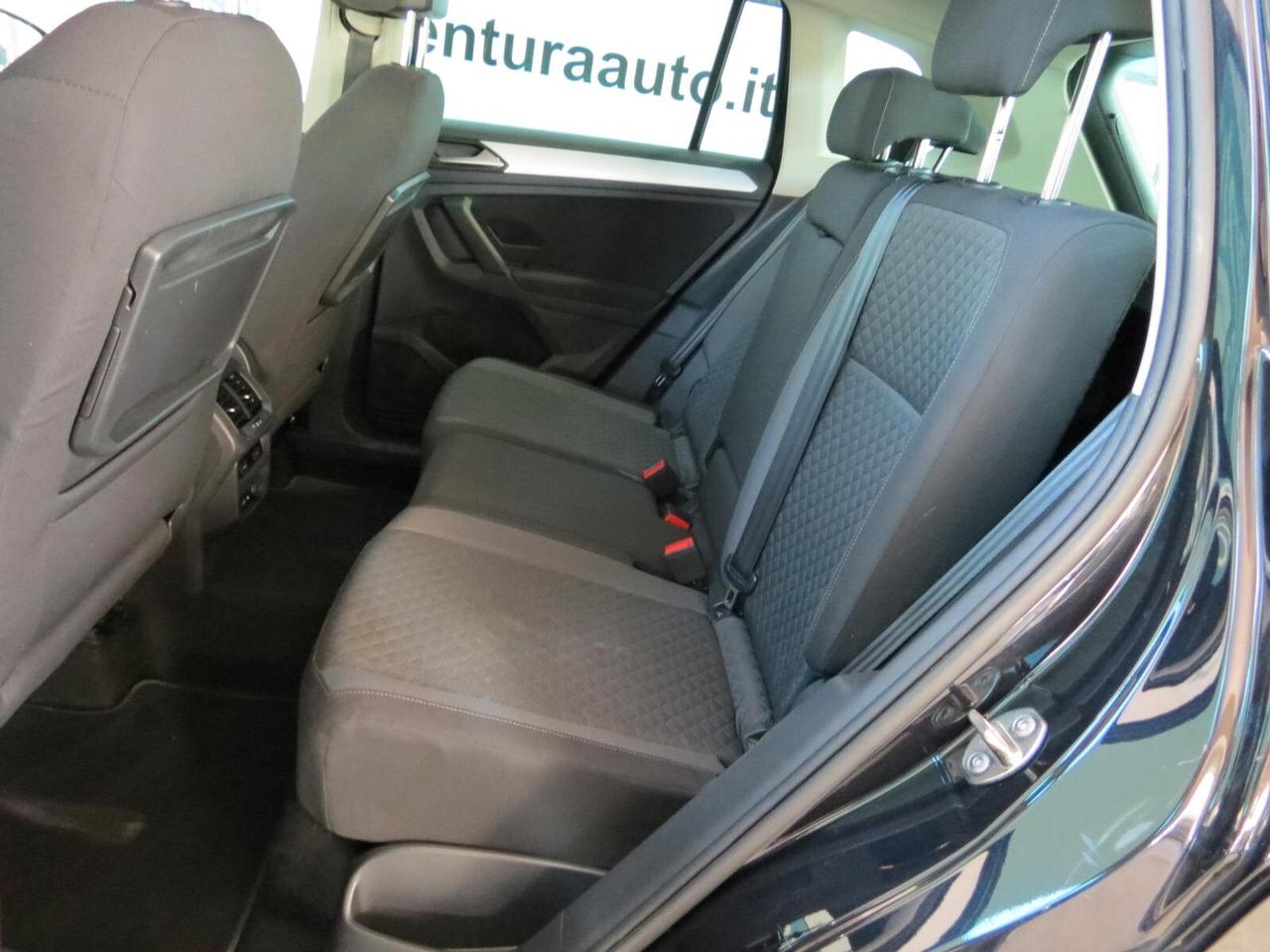 Volkswagen Tiguan 2.0 TDI SCR DSG Business BlueMotion Technology