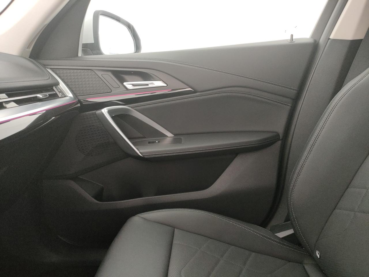 BMW X1 U11 - X1 sdrive18d X-Line auto