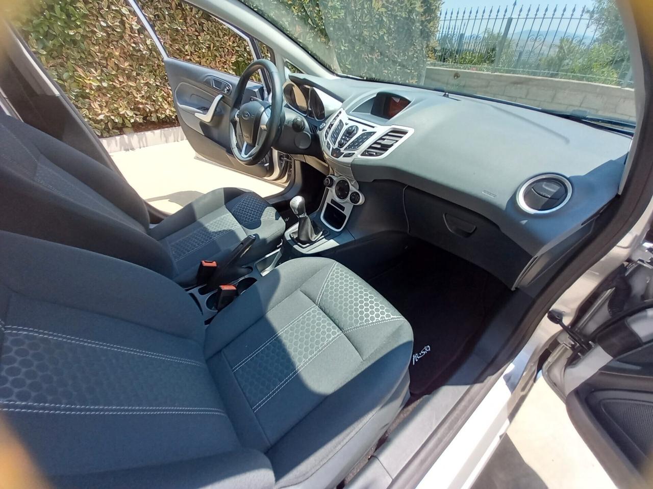 Ford Fiesta 1.4 TDCi 5p. Titanium SOLO 60000 KM