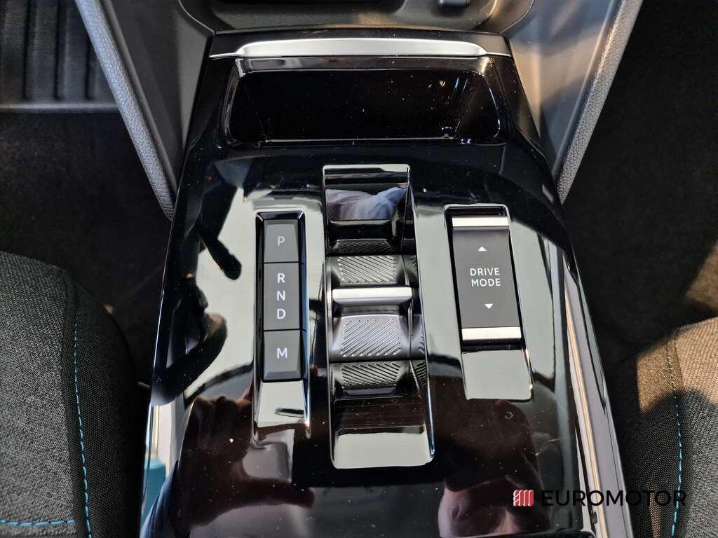 Citroen C4 X 1.5 BlueHDi Shine EAT8