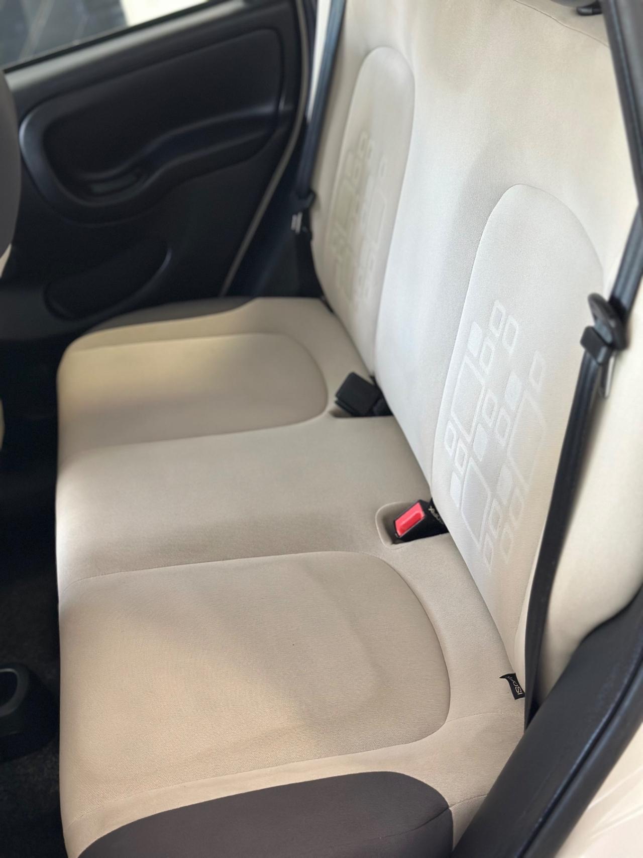 Fiat Panda 0.9 TwinAir Turbo Natural Power lounge