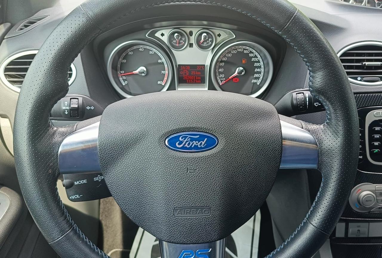 Ford Focus 2.5T (305CV) 3p. RS