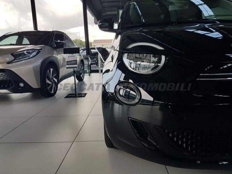 FIAT 500e 500e 23,65 kWh Action