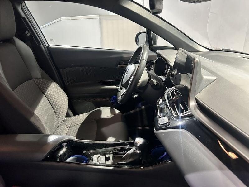 Toyota C-HR 1.8 Hybrid E-CVT Trend