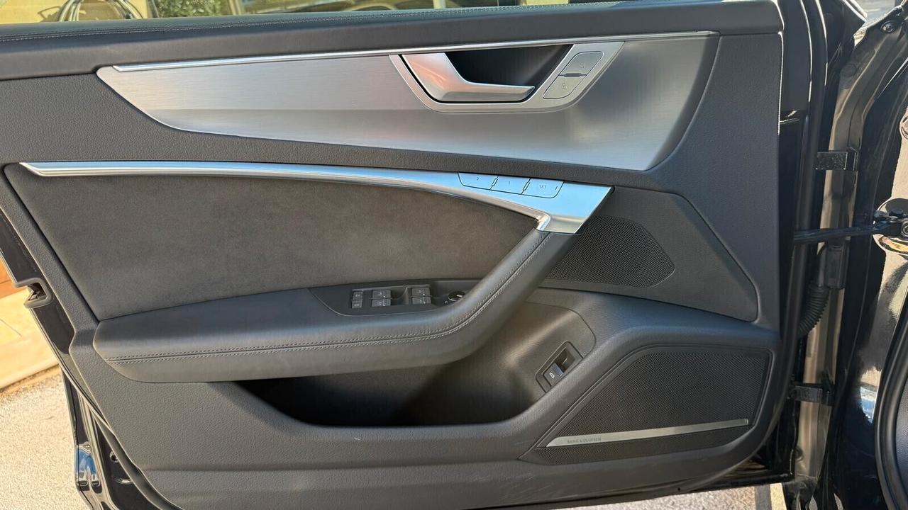 Audi RS6 RS 6 Avant 4.0 TFSI V8 quattro 2022