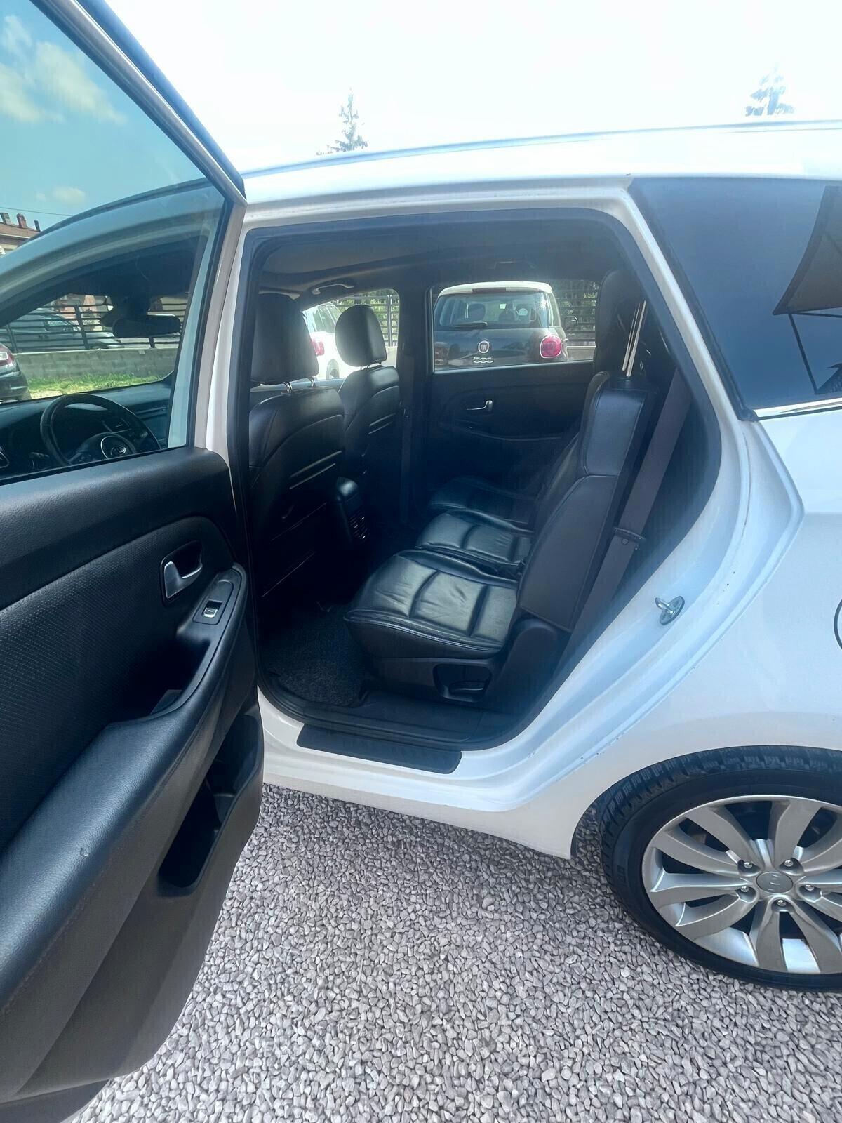Kia Carens 1.7 CRDi 141 CV DCT Stop&Go high tech