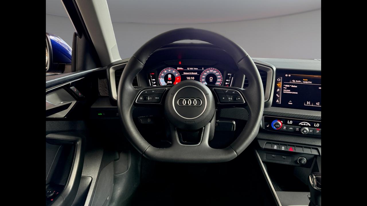 AUDI A1 II 2022 allstreet - A1 allstreet 30 1.0 tfsi Business 116cv s tronic