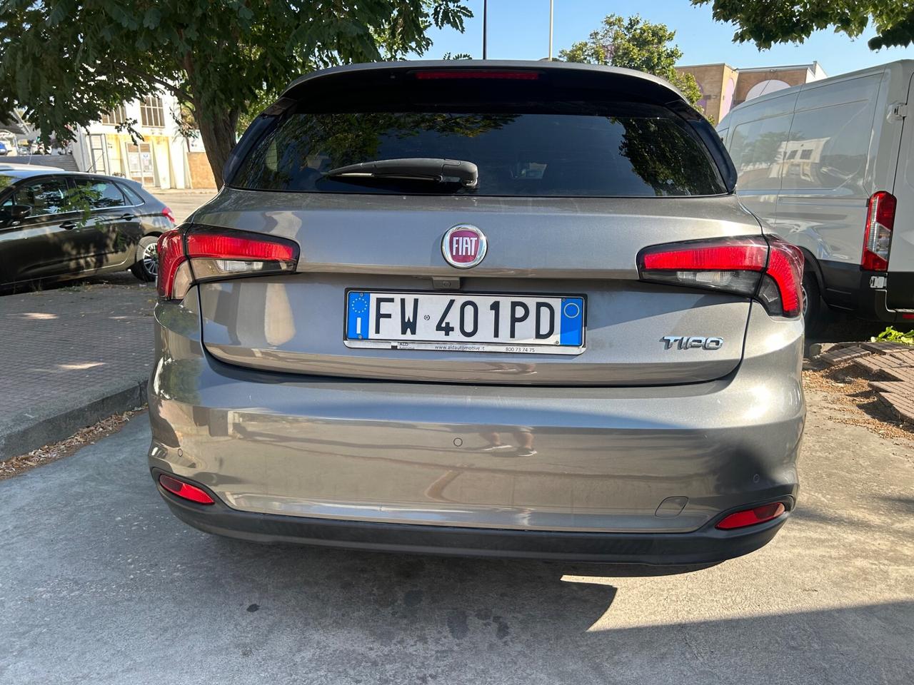 Fiat Tipo 1.6 Mjt KM. 37.000! Lounge